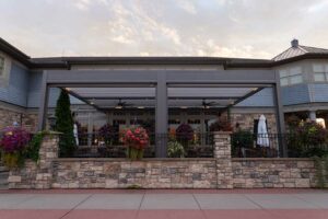 Custom pergolas Help Restaurant Profits